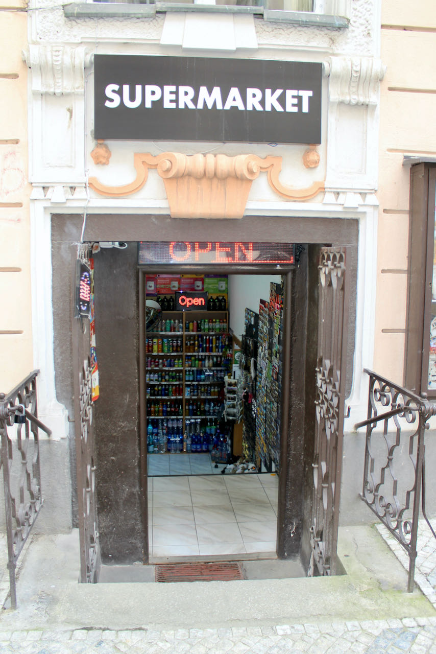 Supermarket- večerka